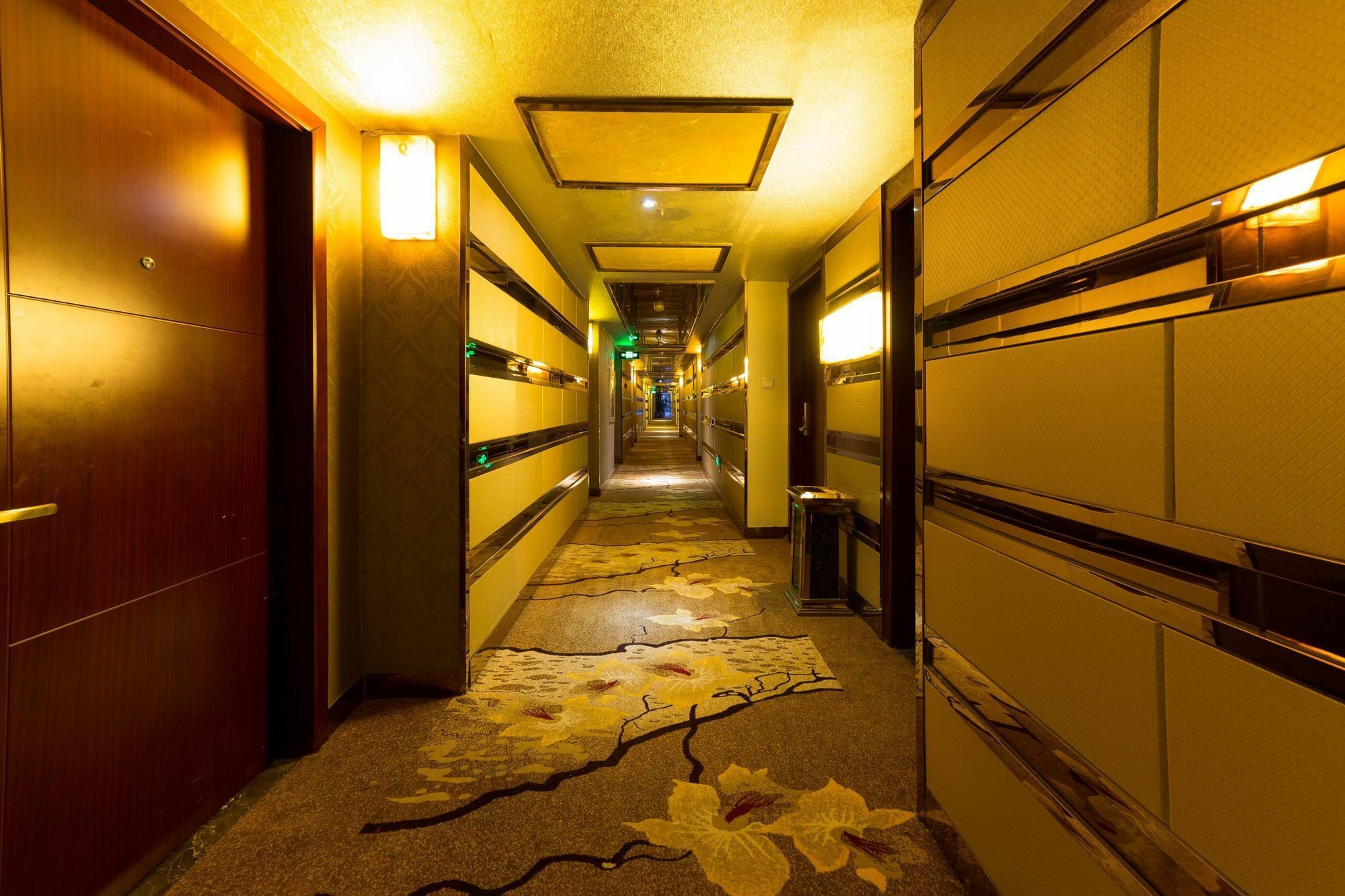 Rongle Business Hotel Yiwu  Esterno foto